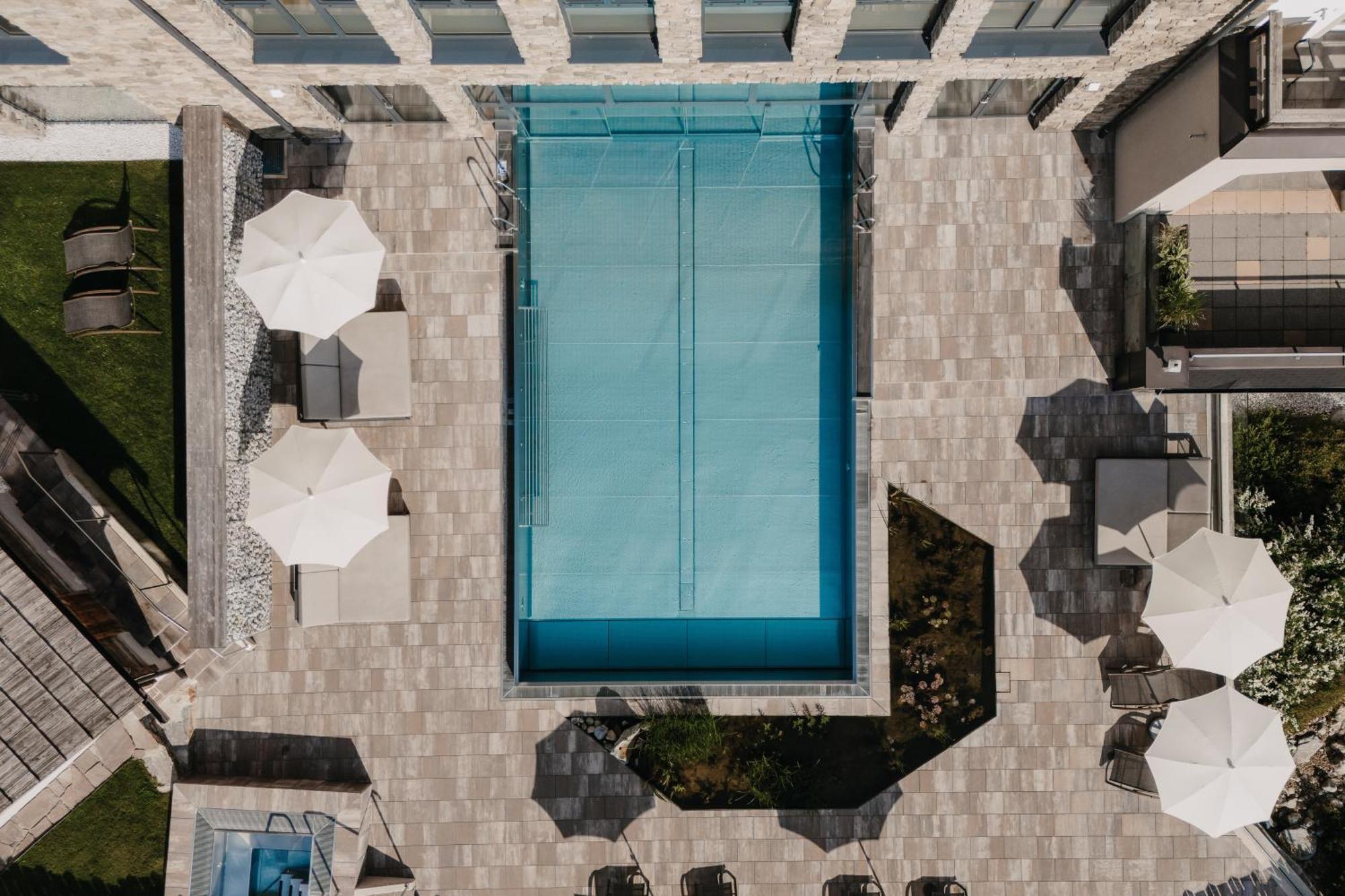 Almgut - Mountain Wellness Hotel 圣玛加里森 外观 照片
