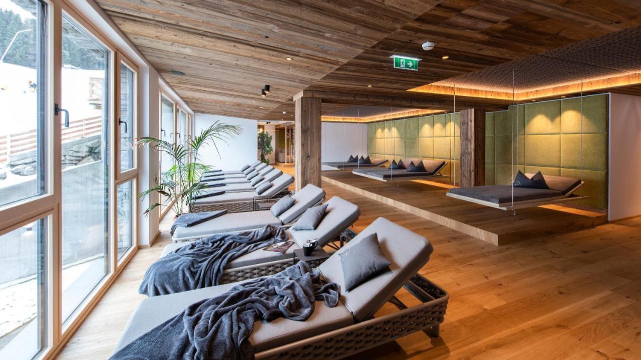 Almgut - Mountain Wellness Hotel 圣玛加里森 外观 照片